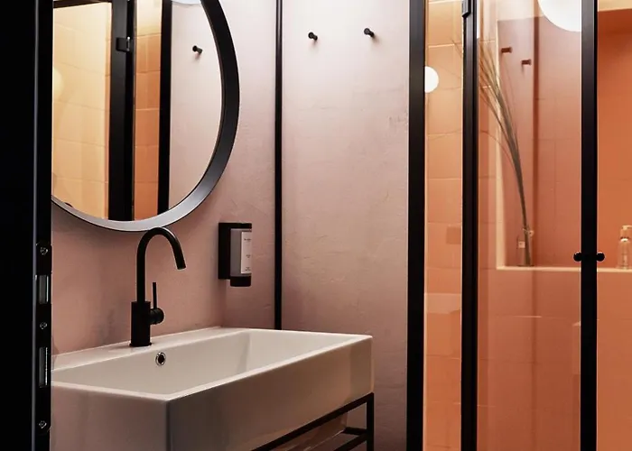 Guest house Naman Hotellerie - Margutta 4*